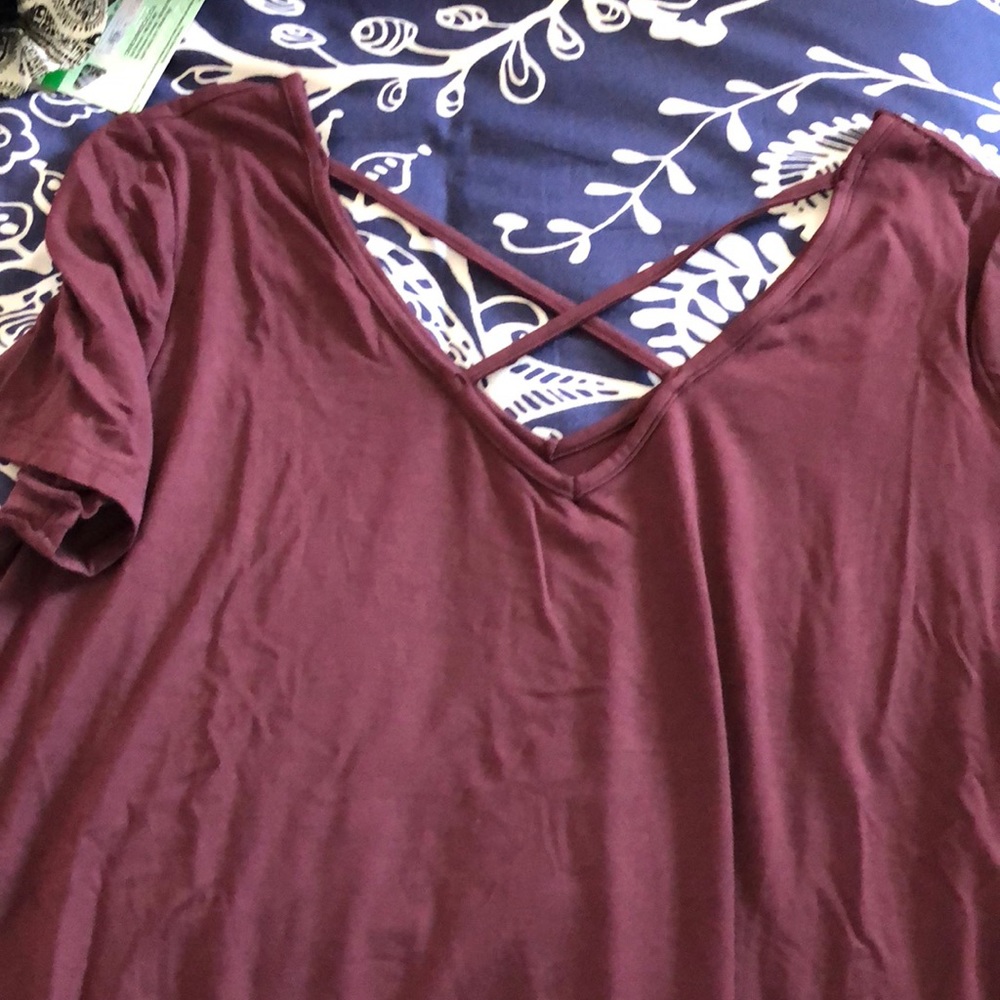 maroon shirt